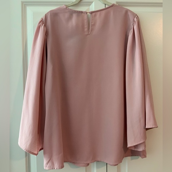 NWT Hayden women’s long sleeves blouse - Picture 2 of 5